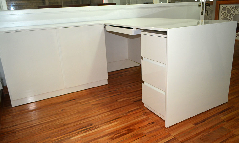 Executive Table - Small 2