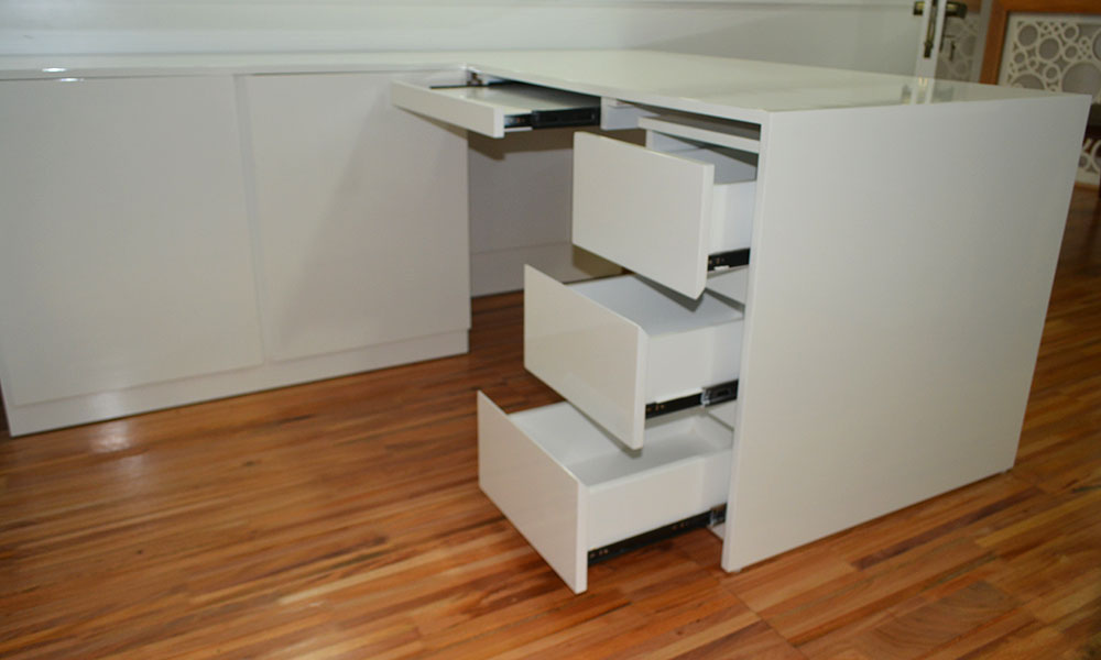 Executive Table - Small 3